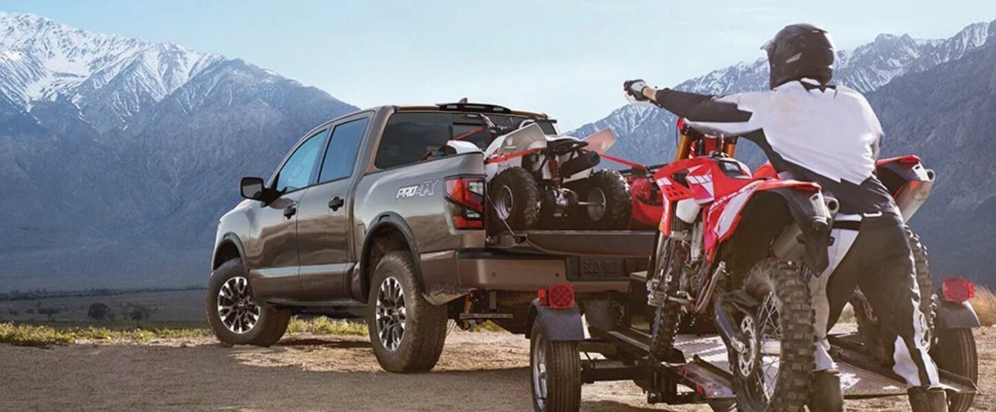 2023 Nissan Titan pro4x offroad