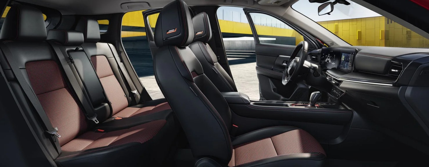 2025 Nissan Kicks interior